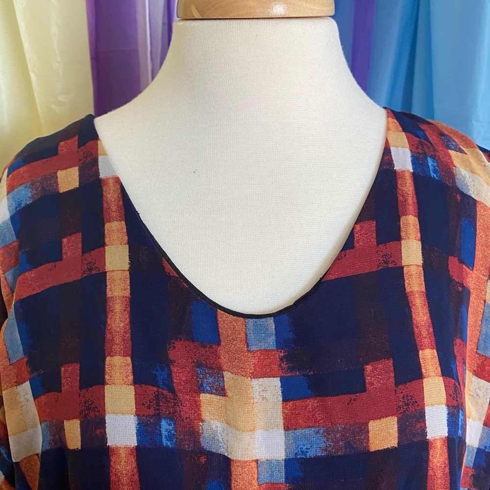 Asymmetrical Top - Picture 2 of 7